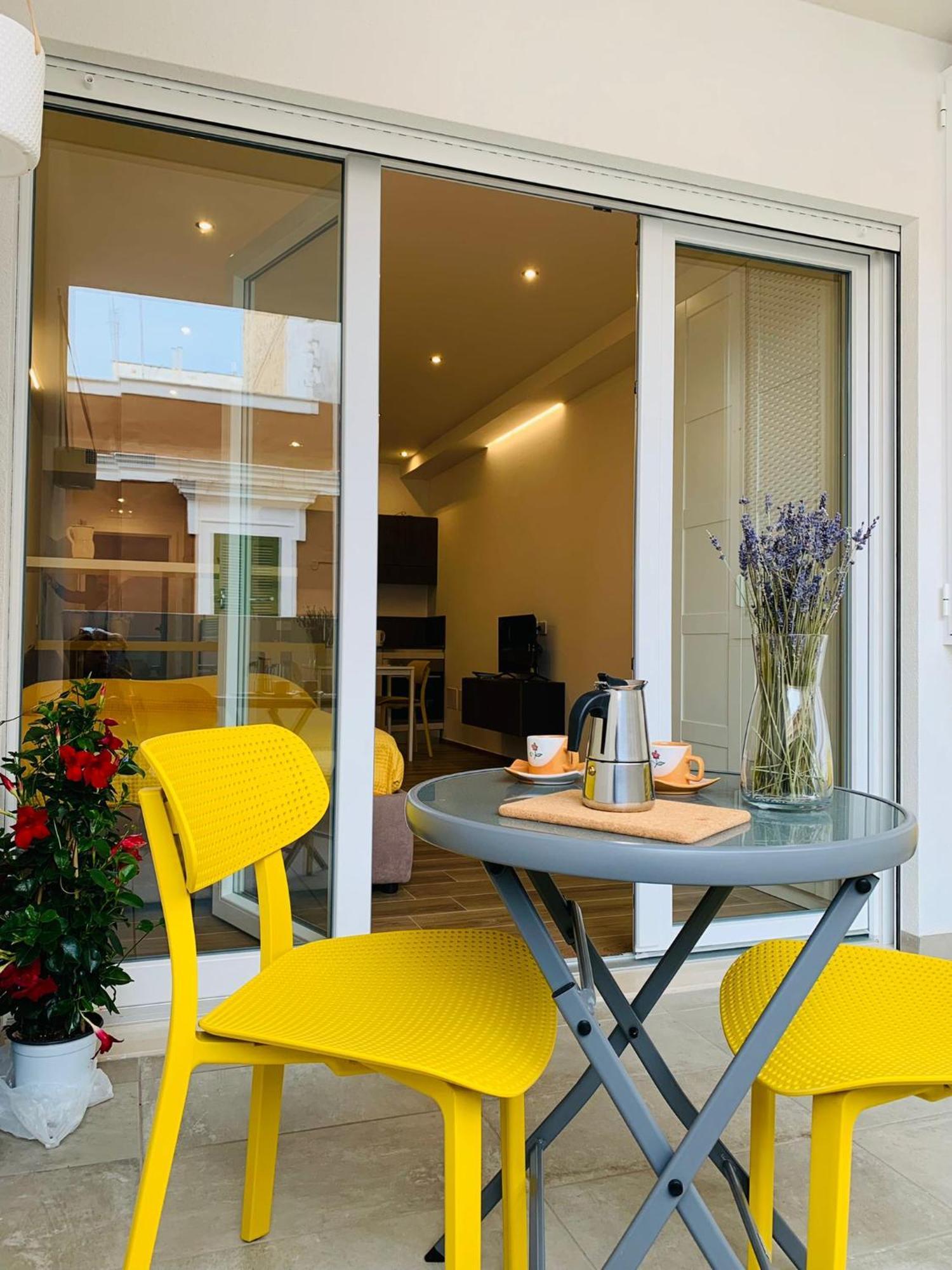 Domus13-With Private Parking Bari Exterior foto